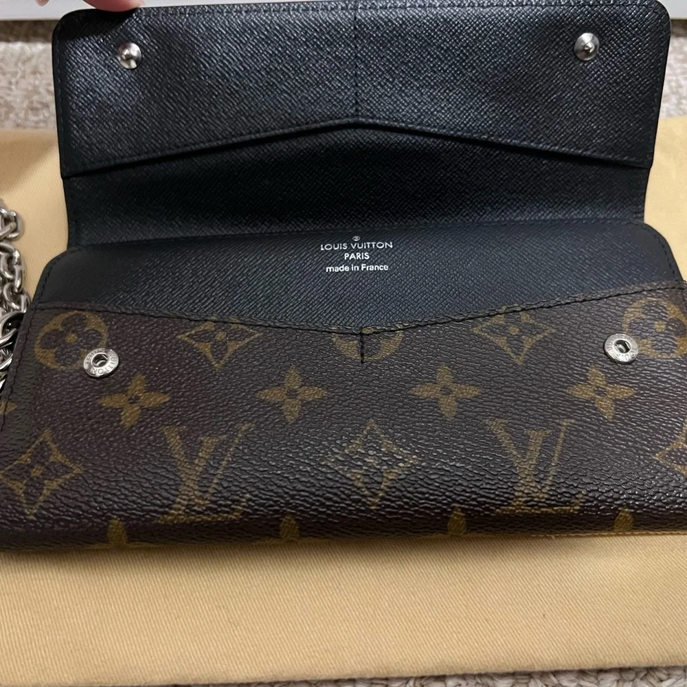 Louis Vuitton Monogram Macassar Wallet on Chain, Excellent condition - Picture 4 of 10